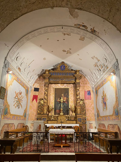 Mercredi 14 Août 2024. Saint-Tropez (83), messe en la chapelle Sainte Anne, cérémonie mariale.